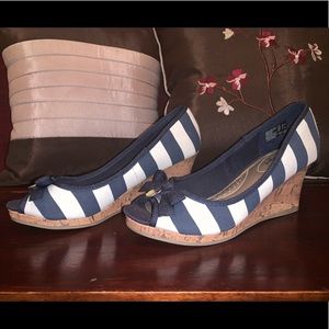 Navy style wedges